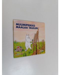 Kirjailijan Teemu Saarinen käytetty teos Muumipeikko maalaa taulun