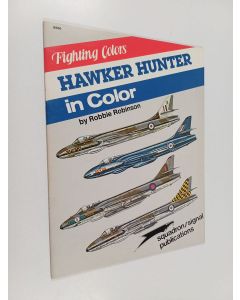 Kirjailijan Robert Robinson käytetty teos Hawker Hunter in color