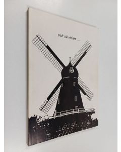 Kirjailijan Tadeusz Rozewicz käytetty kirja Och så vidare