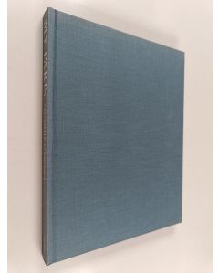 Kirjailijan Maurice Chevalier käytetty kirja My Paris