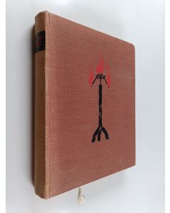 Kirjailijan Friedrich Reinhold Kreutzwald käytetty kirja Kalevipoeg