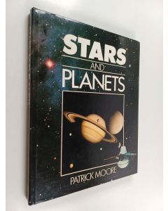 Kirjailijan Patrick Moore käytetty kirja Stars and Planets