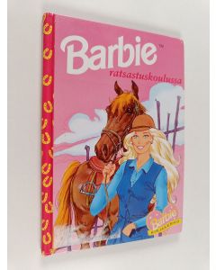 käytetty kirja Barbie ratsastuskoulussa