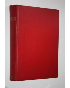 Tekijän Jacques Tiziou  käytetty kirja Avaruuden tietokirja 2, Elämä kaikkeudessa ; Tähtitiede ja astrofysiikka ; Kuun valloitus ; Kohti muita maailmoja : Astronautiikka elämässämme