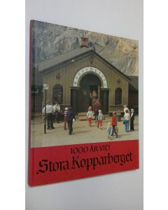 Kirjailijan Sven Rydberg käytetty kirja 1000 år vid Stora Kopparberget