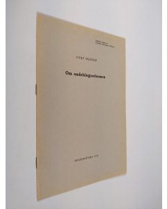 Kirjailijan Curt Olsson käytetty teos Om andelslagsreformen (särtryck ur "Tidskrift, utgiven av Juridiska Föreningen i Finland" 1954. Häft 5-6)