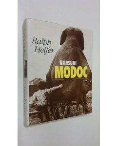 Kirjailijan Ralph Helfer käytetty kirja Norsuni Modoc