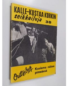 Kirjailijan Outsider käytetty kirja Kuolema näkee pimeässä