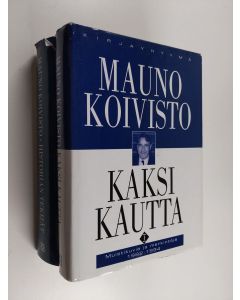 Kirjailijan Mauno Koivisto käytetty kirja Kaksi kautta 1-2 : Muistikuvia ja merkintöjä 1982-1994 ; Historian tekijät (valokuva signeeraustilanteesta)