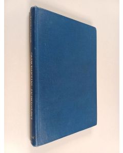 Kirjailijan John Munro Fraser käytetty kirja A handbook of employment interviewing