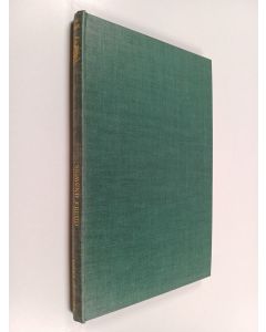 Kirjailijan Walter Hollitscher käytetty kirja Sigmund freud : an introduction : a presentation of his theory, and a discussion of the relationship between psycho-analysis and sociology