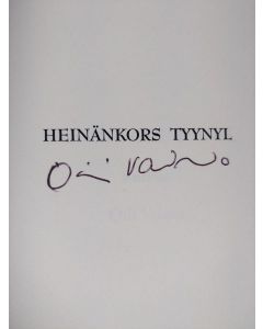 Kirjailijan Oili Vainio käytetty kirja Heinänkors tyynyl : runoja (signeerattu)