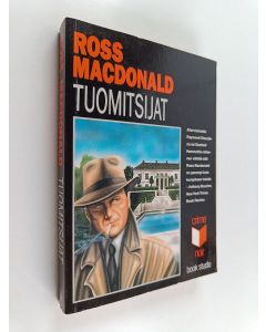 Kirjailijan Ross Macdonald käytetty kirja Tuomitsijat