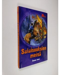 Kirjailijan Eleanor Jones käytetty kirja Salaisuuksien metsä
