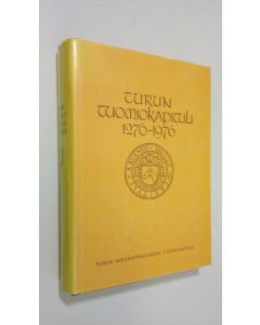 Kirjailijan Kauko Pirinen käytetty kirja Turun tuomiokapituli 1276-1976