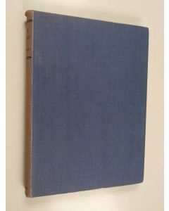 käytetty kirja 100 years in pictures : a panorama of history in the making