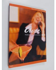 Kirjailijan Marja Hemmi käytetty kirja Avec : asiakaspalvelua ravintolassa