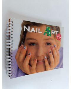 Kirjailijan Sherri Haab käytetty teos Nail art