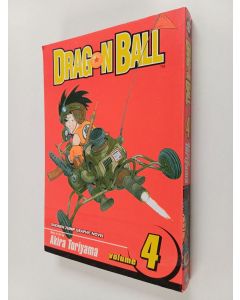 Kirjailijan Akira Toriyama käytetty kirja Dragon Ball 4