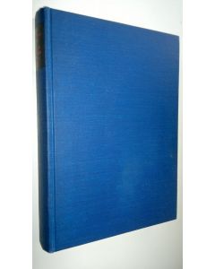 Kirjailijan Antony Trew käytetty kirja Ennen pimeän tuloa