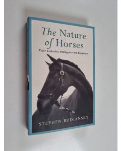Kirjailijan Stephen Budiansky käytetty kirja The Nature of Horses - Their Evolution, Intelligence and Behaviour
