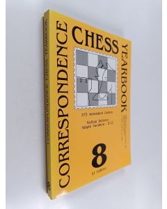 käytetty kirja Correspondence Chess Yearbook 8 : 375 Annotaded Games : Sicilian Defence Alapin Variation