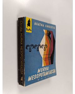 Kirjailijan Agatha Christie käytetty kirja Murha Mesopotamiassa