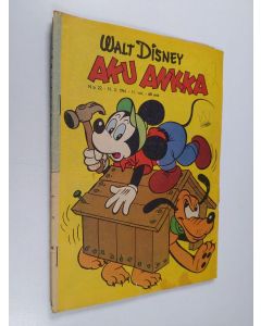 Kirjailijan Walt Disney käytetty teos Aku Ankka 22/1961