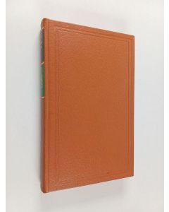 Kirjailijan Clive Cussler käytetty kirja Nostakaa Titanic!