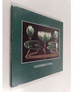 Kirjailijan Esko Järvelin käytetty kirja Vainoniemen huvila : totta ja tarua vuosilta 1881-1979