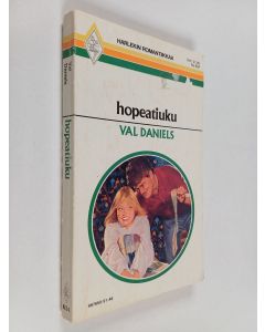 Kirjailijan Val Daniels käytetty kirja Hopeatiuku