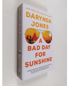 Kirjailijan Darynda Jones käytetty kirja A bad day for Sunshine
