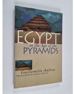 Kirjailijan Guillemette Andreu käytetty kirja Egypt in the Age of the Pyramids