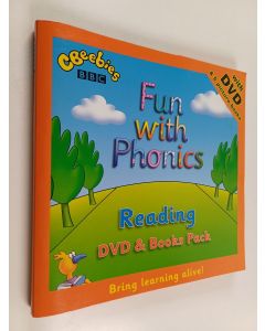 käytetty teos Fun with Phonics : Reading Pack