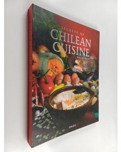 Kirjailijan Roberto Marin käytetty kirja Secretos de la cocina Chilena = Secrets of Chilean cuisine