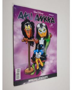 Kirjailijan Walt Disney käytetty teos Aku Ankka klassikko 37/2019
