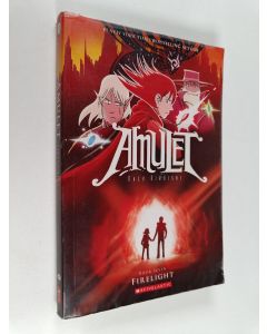Kirjailijan Kazu Kibuishi käytetty kirja Firelight