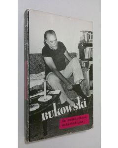 Kirjailijan Charles Bukowski käytetty kirja En snuskgubbes anteckningar