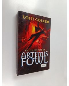 Kirjailijan Eoin Colfer käytetty kirja Evighetskoden