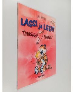 Kirjailijan Bill Watterson käytetty kirja Tykkään sinusta