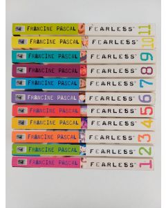 Kirjailijan Francine Pascal käytetty kirja Fearless 1-11 : Fearless ; Sam ; Run ; Twisted ; Kiss ; Payback ; Rebel ; Heat ; Blood ; Liar ; Trust