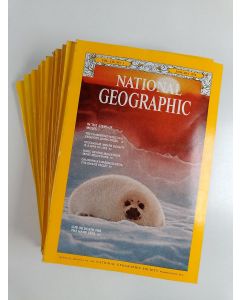 käytetty kirja National geographic vuosikerta 1976 (Heinäkuun nro puuttuu)