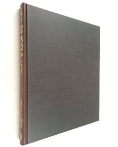 Kirjailijan Robin Milner-Gulland käytetty kirja Cultural atlas of Russia and the Soviet Union