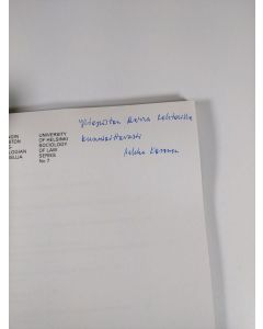 Kirjailijan Pekka Kosonen käytetty kirja Näkökulmia Eurooppaan ja integraatioon (tekijän omiste)