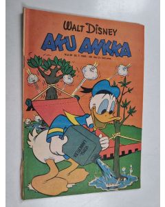 Kirjailijan Walt Disney käytetty teos Aku Ankka 30/1969