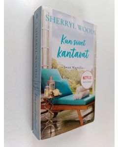 Kirjailijan Sherryl Woods käytetty kirja Kun siivet kantavat