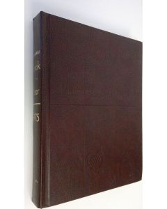 Kirjailijan William Benton käytetty kirja Britannica Book of the Year 1975 - Events of 1974