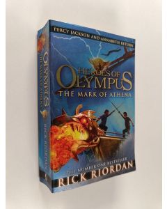 Kirjailijan Rick Riordan käytetty kirja The Mark of Athena