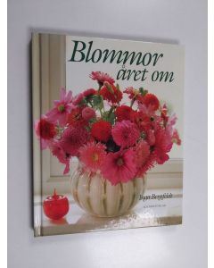 Kirjailijan Inga Bergfeldt käytetty kirja Blommor året om