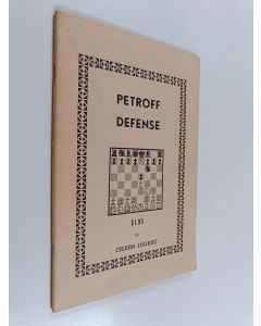 käytetty teos Petroff Defense
